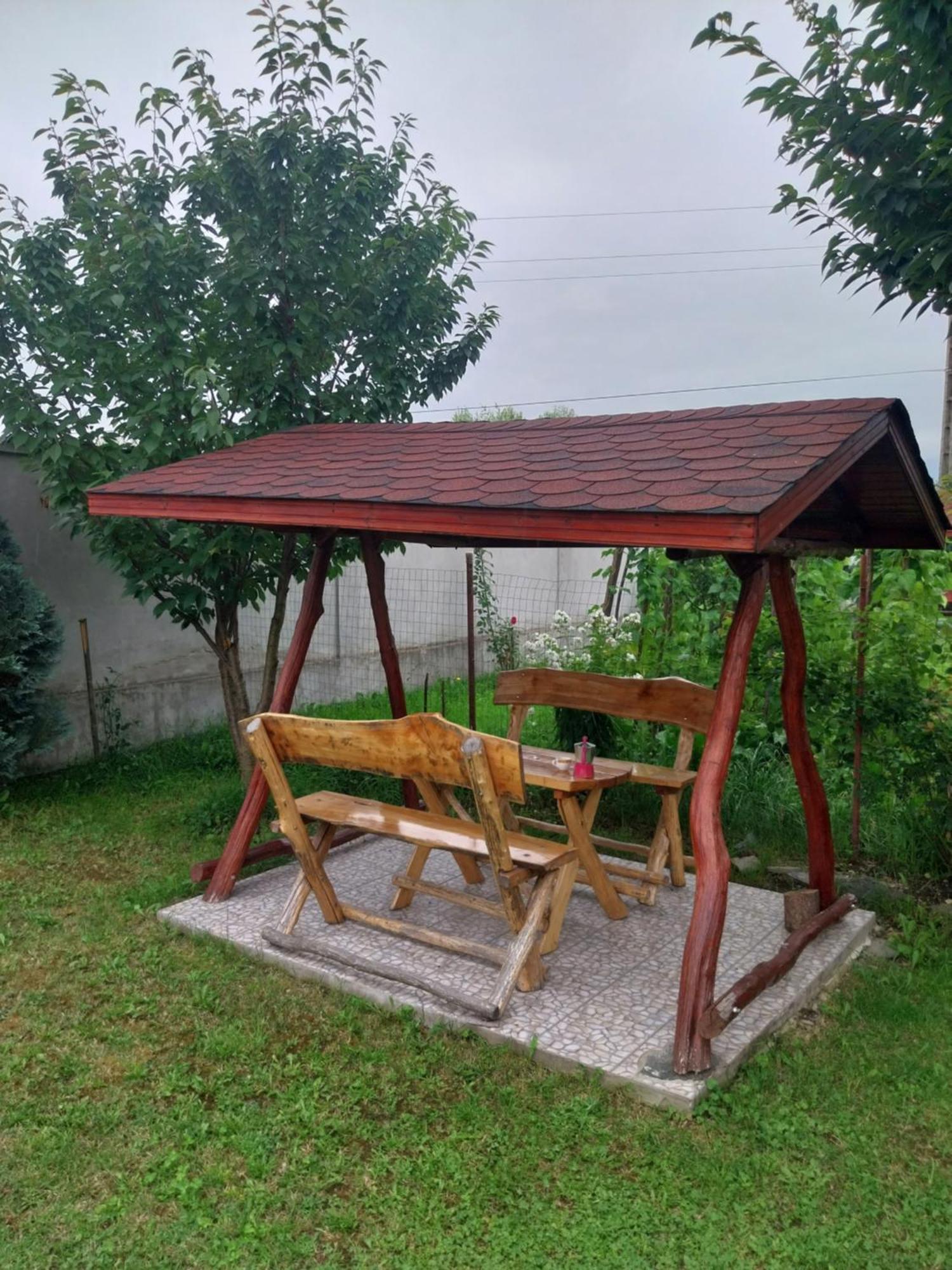 Serena House Cîrţişoara Exteriör bild